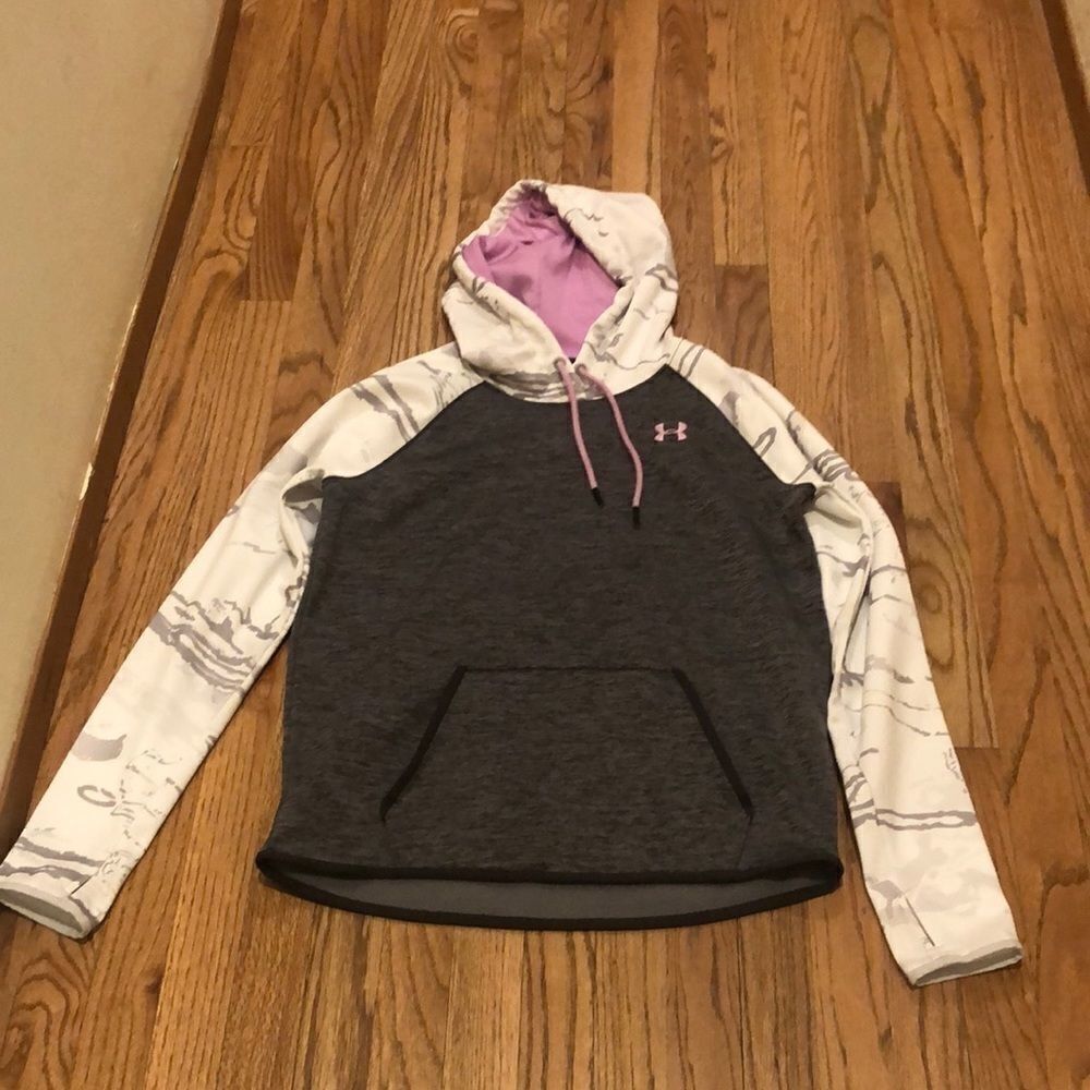 UNDER Armour grey sweatshirt
